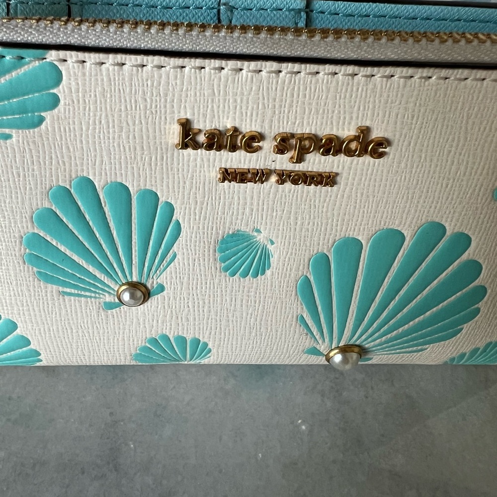 Kate Spade Small Shell Wallet